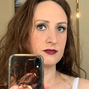 Meet your Posher, Tonya